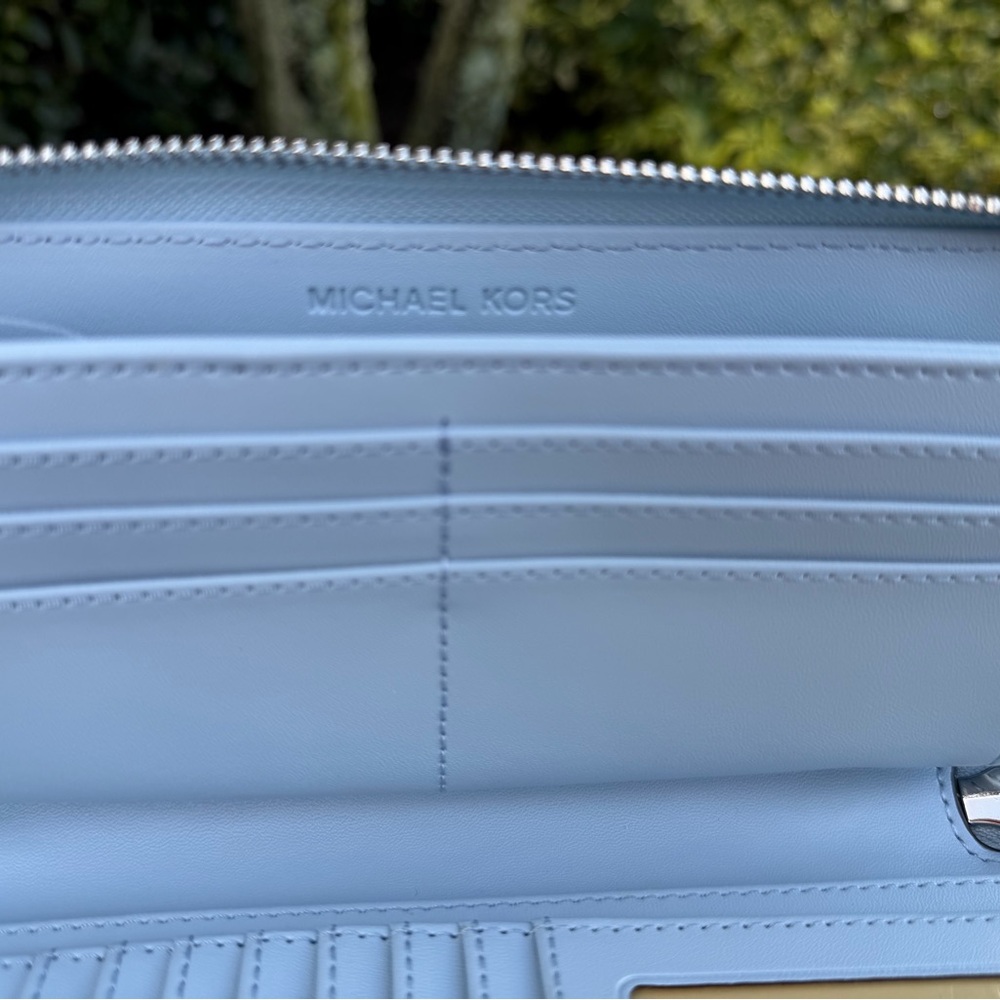 Michael Kors Jet Set Travel LG Continental Wallet Wristlet Pale Ocean - Picture 7 of 14